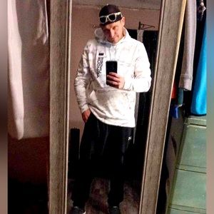 Meet your Posher, Aaron